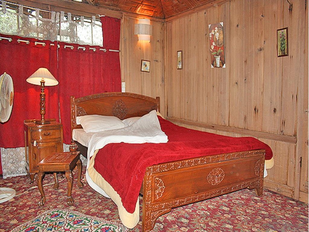 Akbar Group Of Heritage Houseboats Nagin Bagh Δωμάτιο φωτογραφία