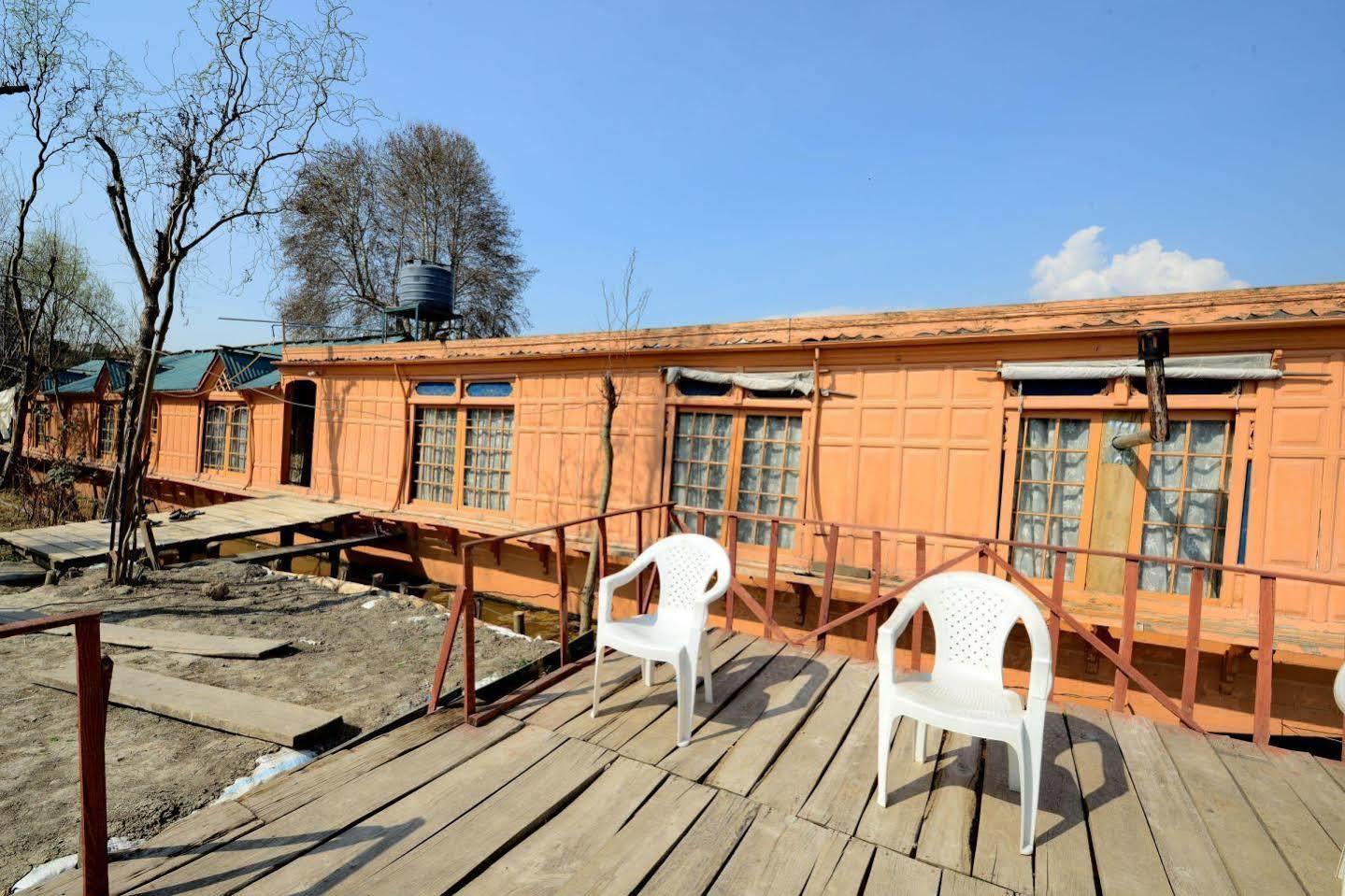 Akbar Group Of Heritage Houseboats Nagin Bagh Εξωτερικό φωτογραφία